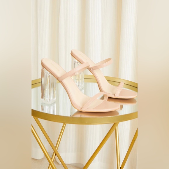 PLT PrettyLittleThing Patent Double Strap Clear Block High Heels - Picture 4 of 6